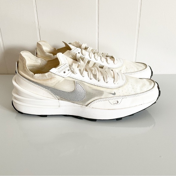 Nike Waffle One Essential Shoes in Phantom Womens size 9.5 - Picture 3 of 10